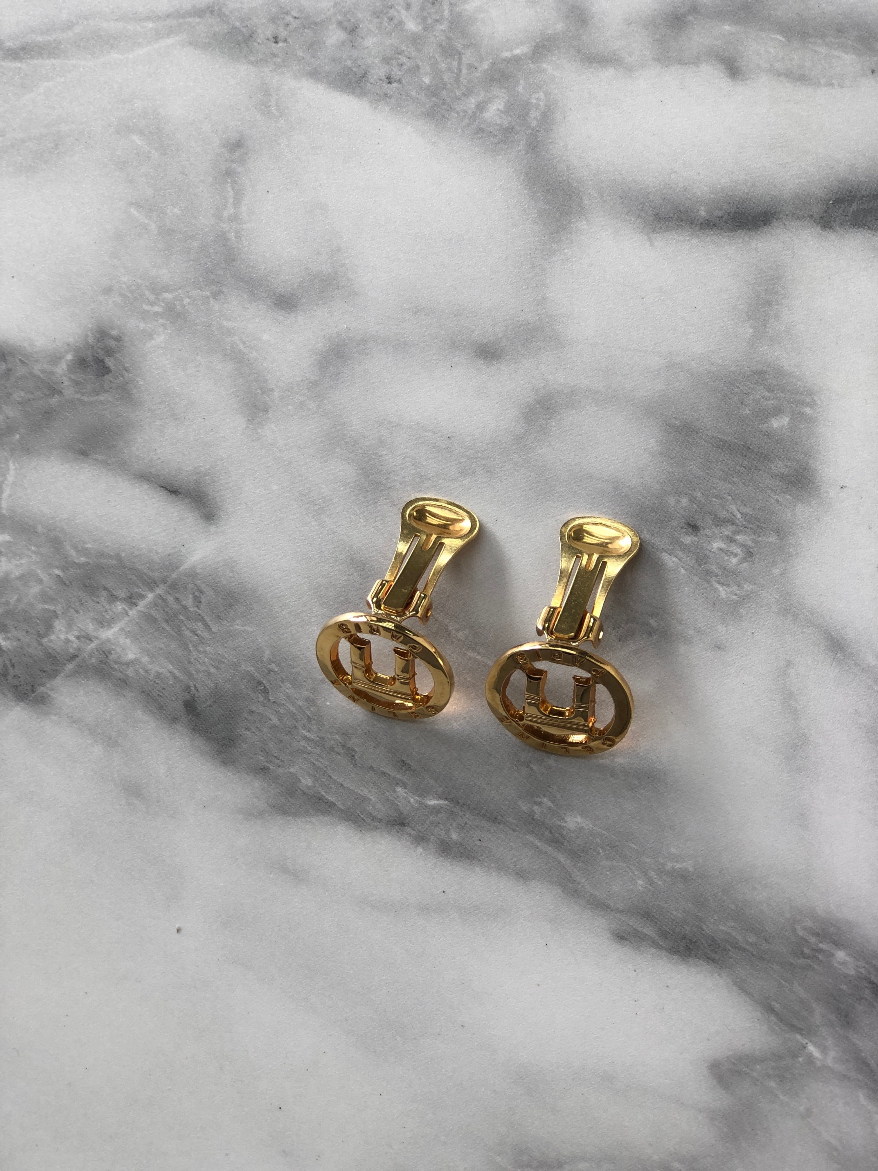 CELINE セリーヌ サークルロゴ 凱旋門 イヤリング ゴールド CELINE セリーヌ サークルロゴ 凱旋門 イヤリング ゴールド