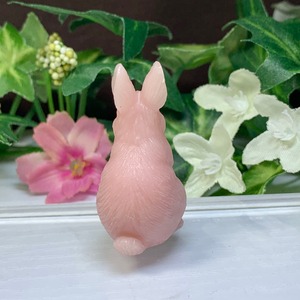 5.ピンクオパールうさぎ・インテリア