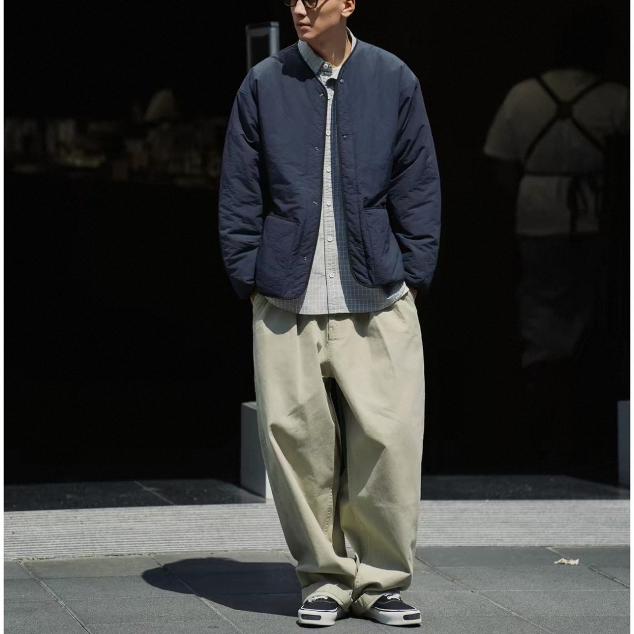 Tucked baggy chino pants 1527 - 5
