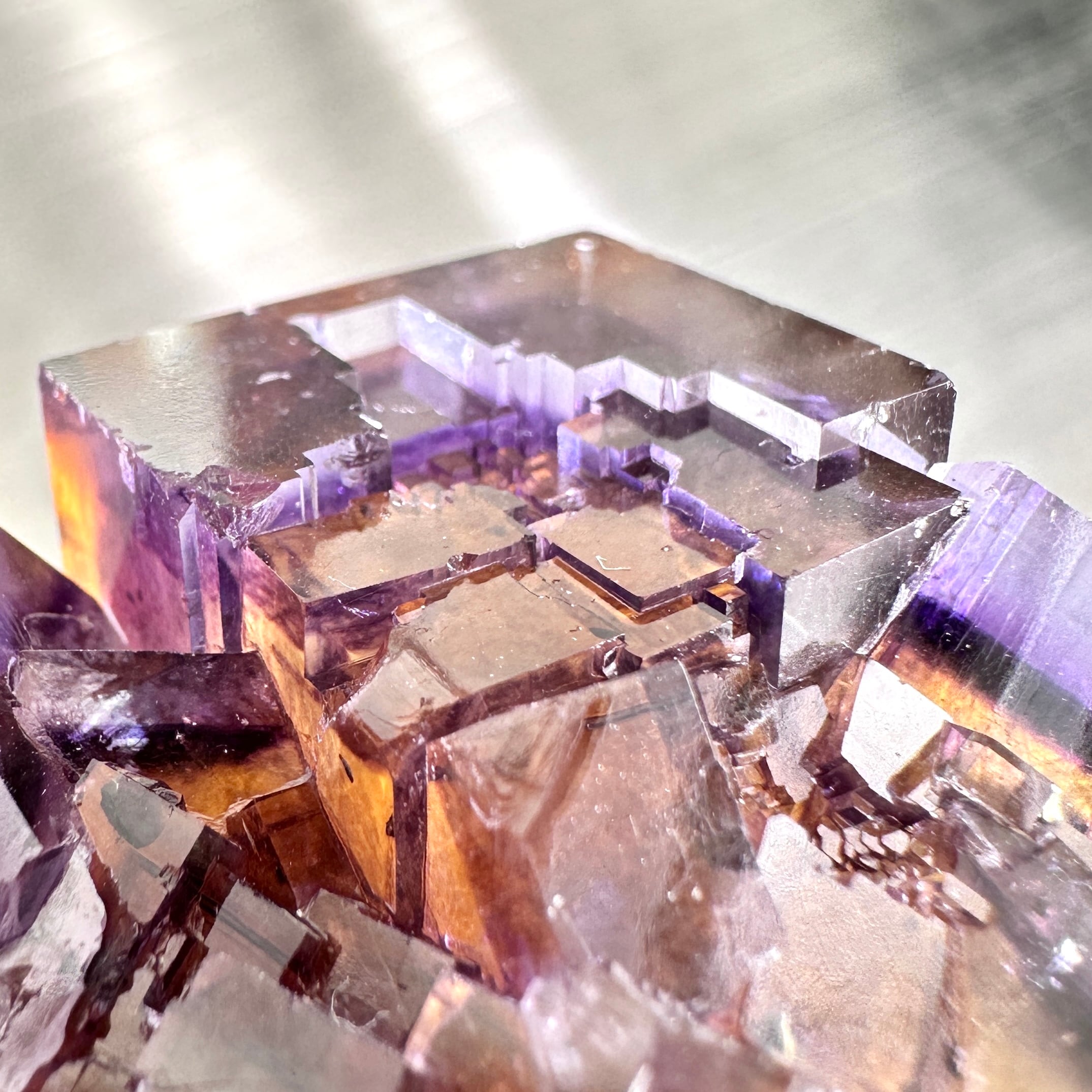 フローライト / キャルコパイライト【Fluorite with Chalcopyrite