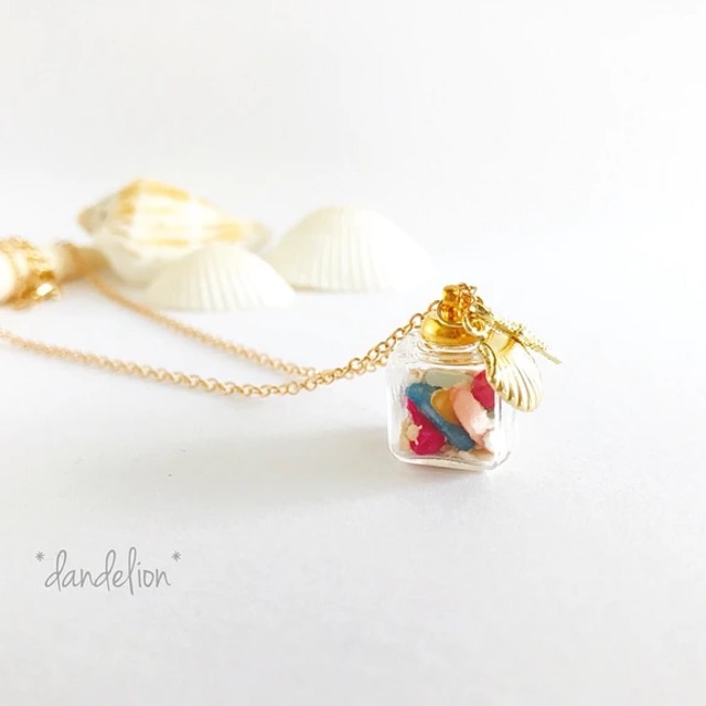 カラフルシェルボトルガラスドームネックレス