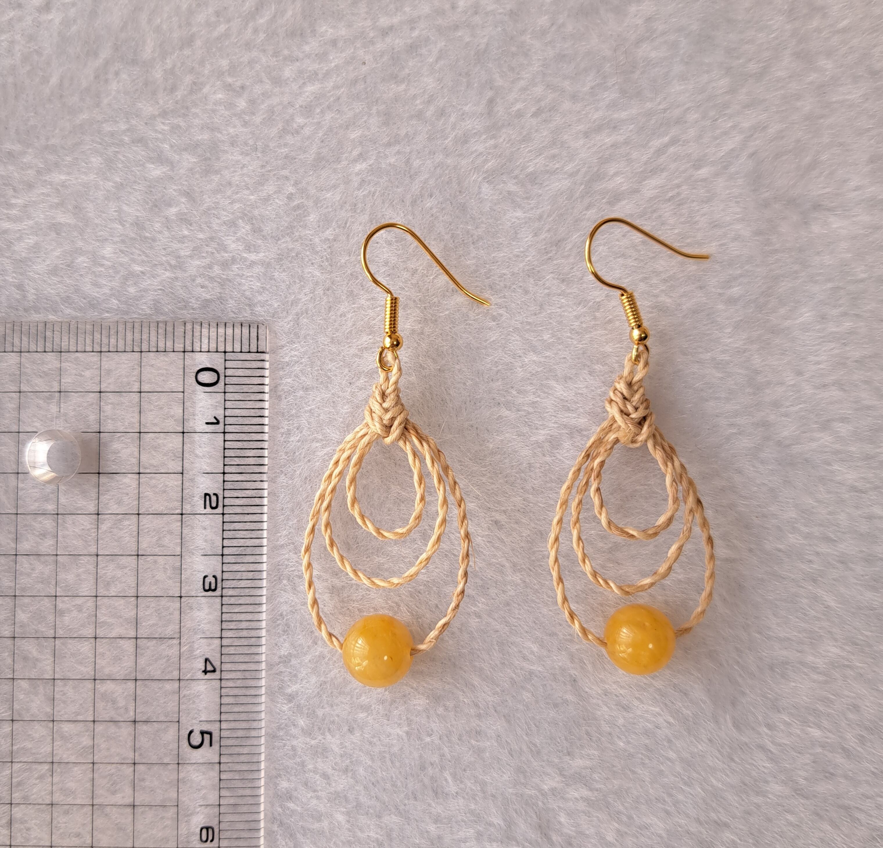 精麻 ピアス(イヤリング) みょうが結び イエロージェイド | 紡ぎ手 精