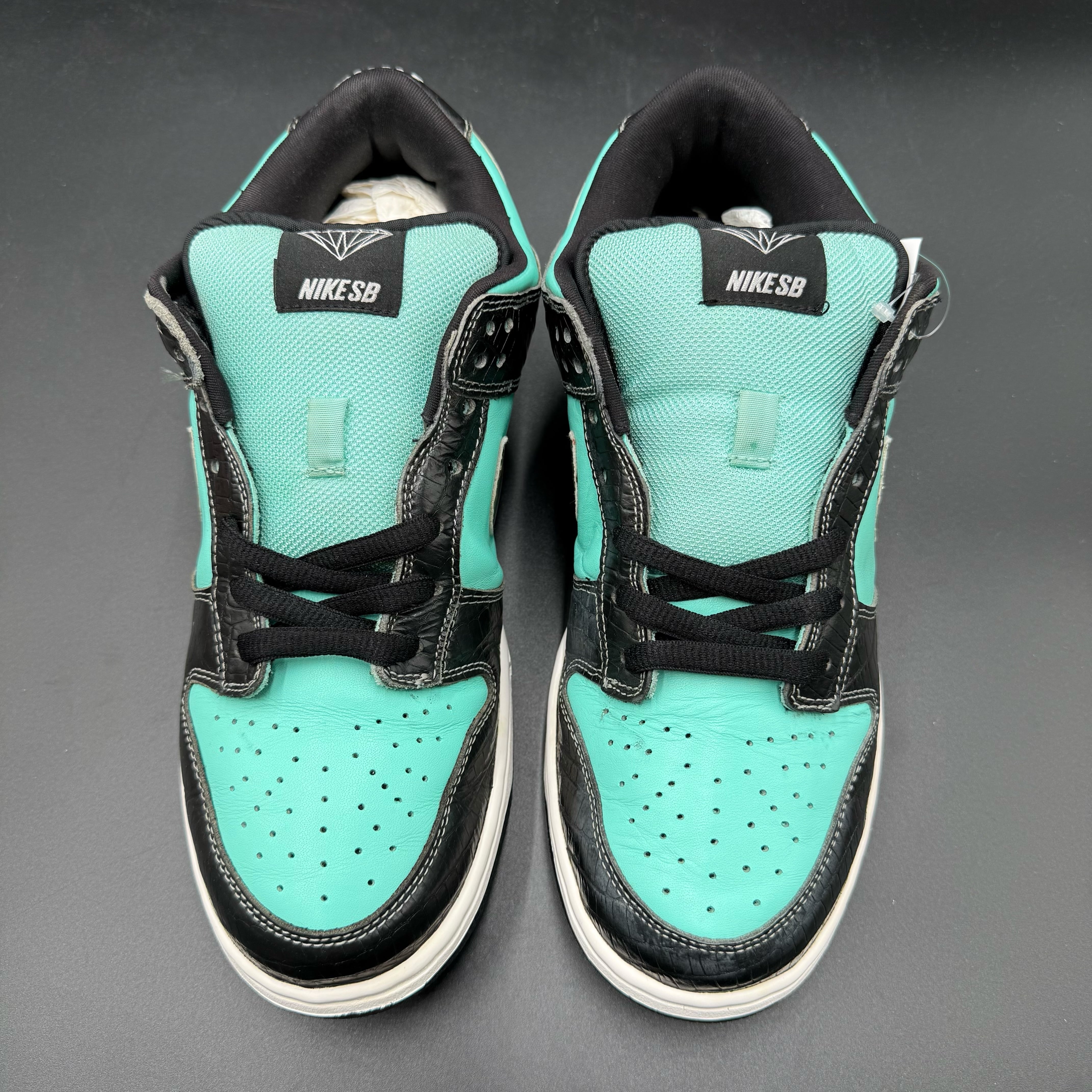 SB DUNK LOW DIAMOND SUPPIL CO. TIFFANY 304292-402 | Nova Plug