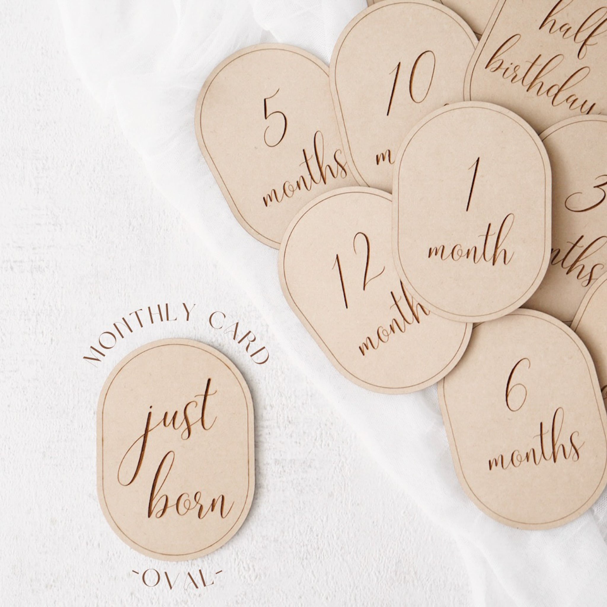 W051 【 monthly card / oval 】 木製 マンスリーカード 月齢フォト