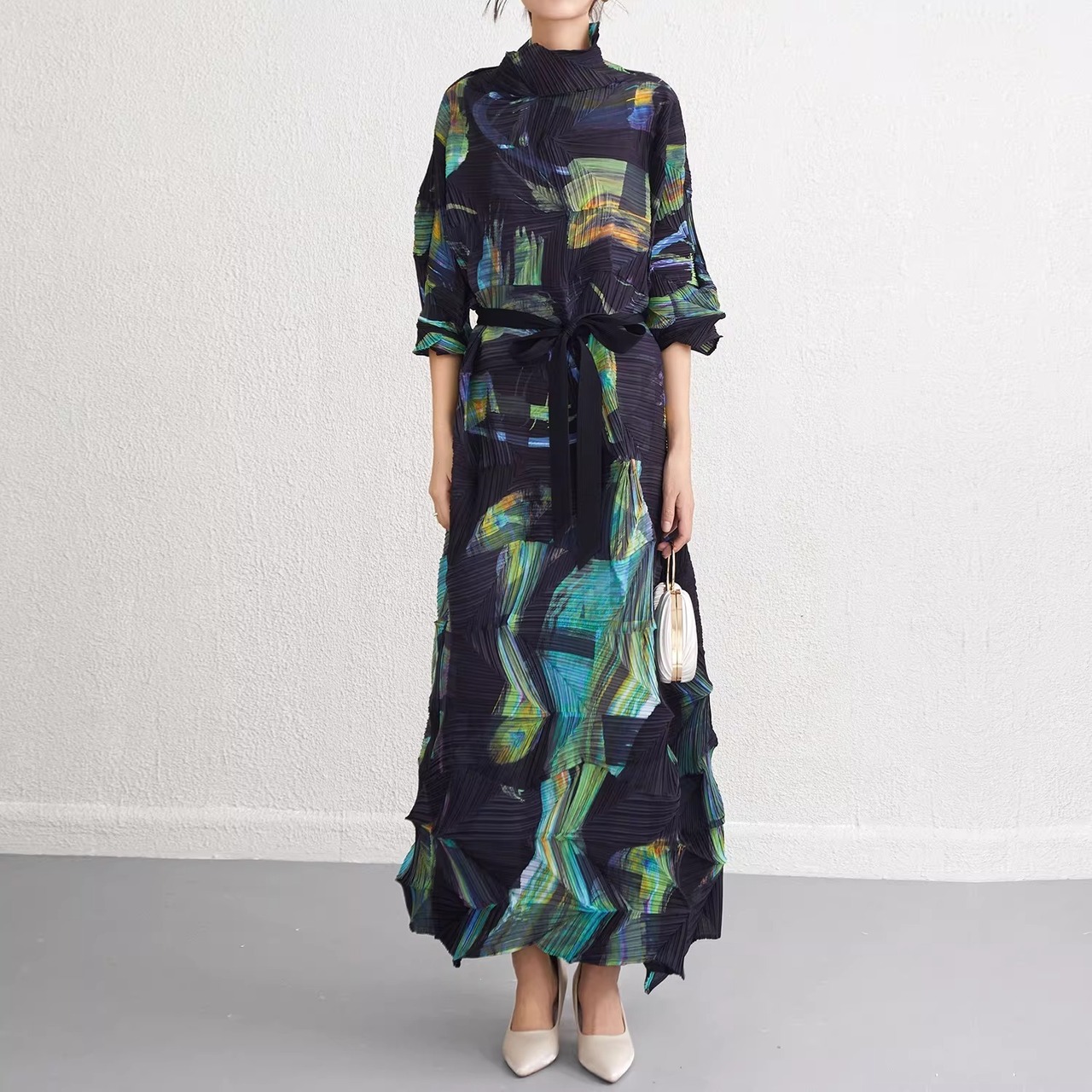 Geometric Art Pleated Long Dress / ジオメトリック アート プリーツ ドレス ワンピース