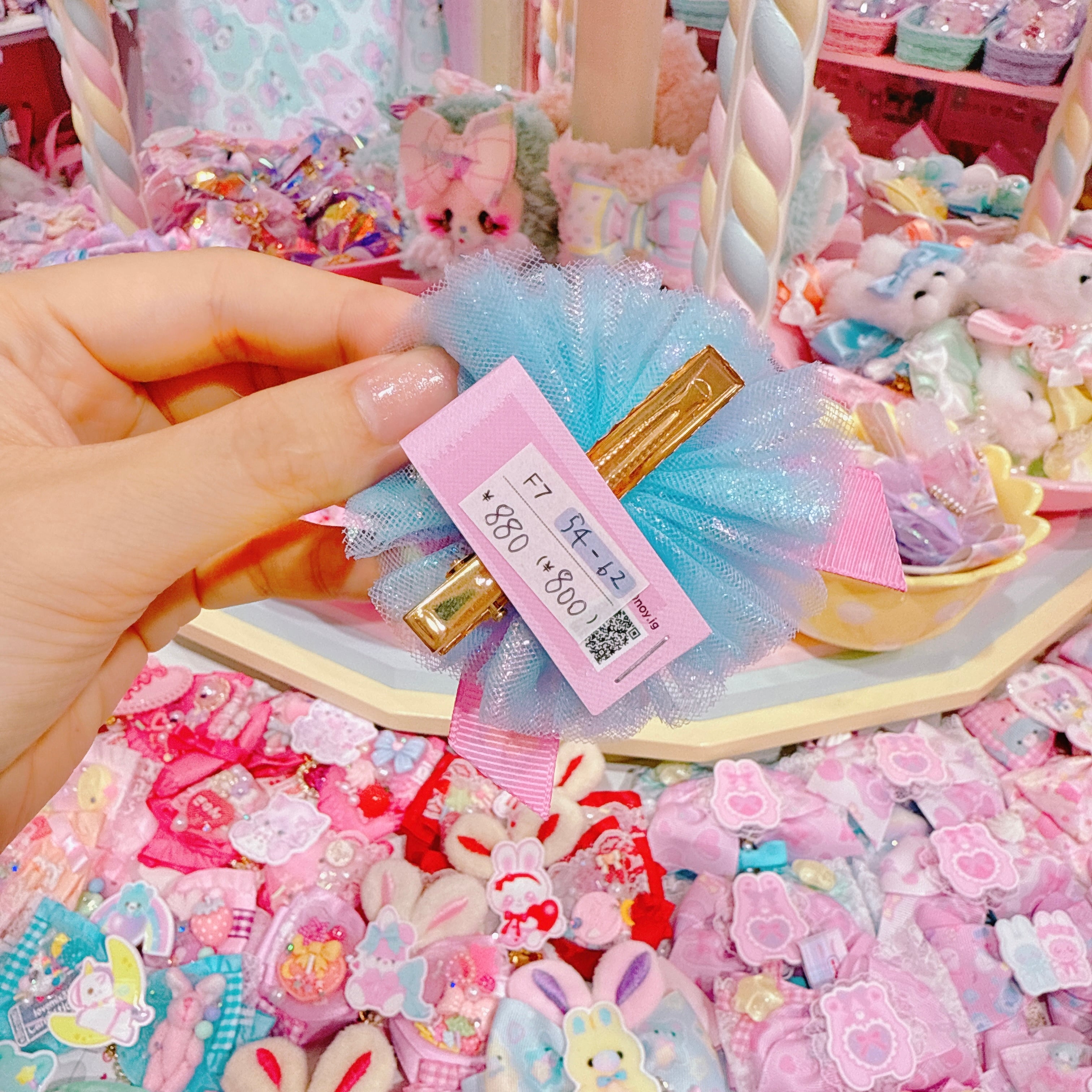 【F7】54-62ヘアクリップ