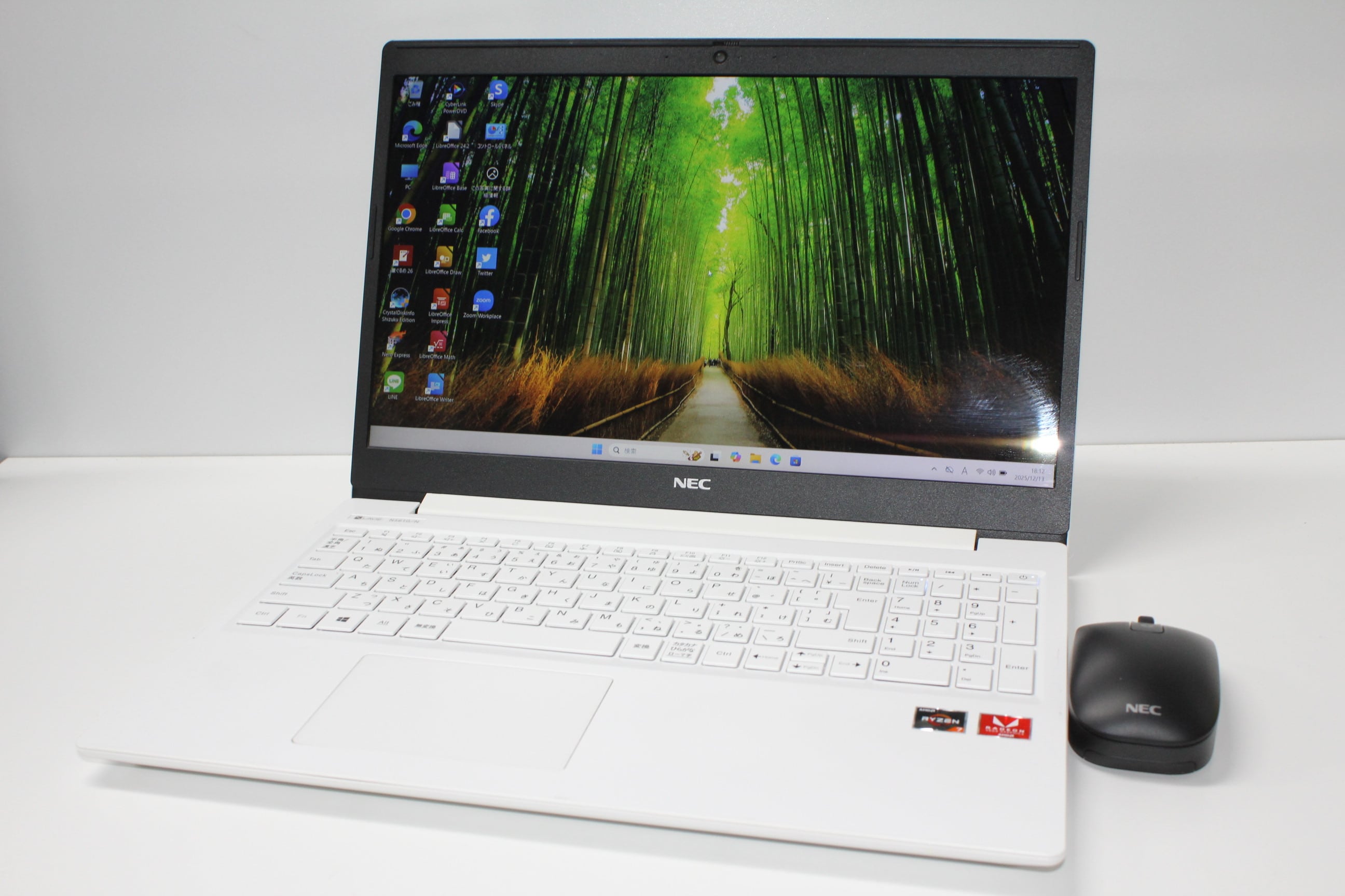 中古良品ノートパソコン Windows11+office 新品爆速SSD250GB NEC LS450