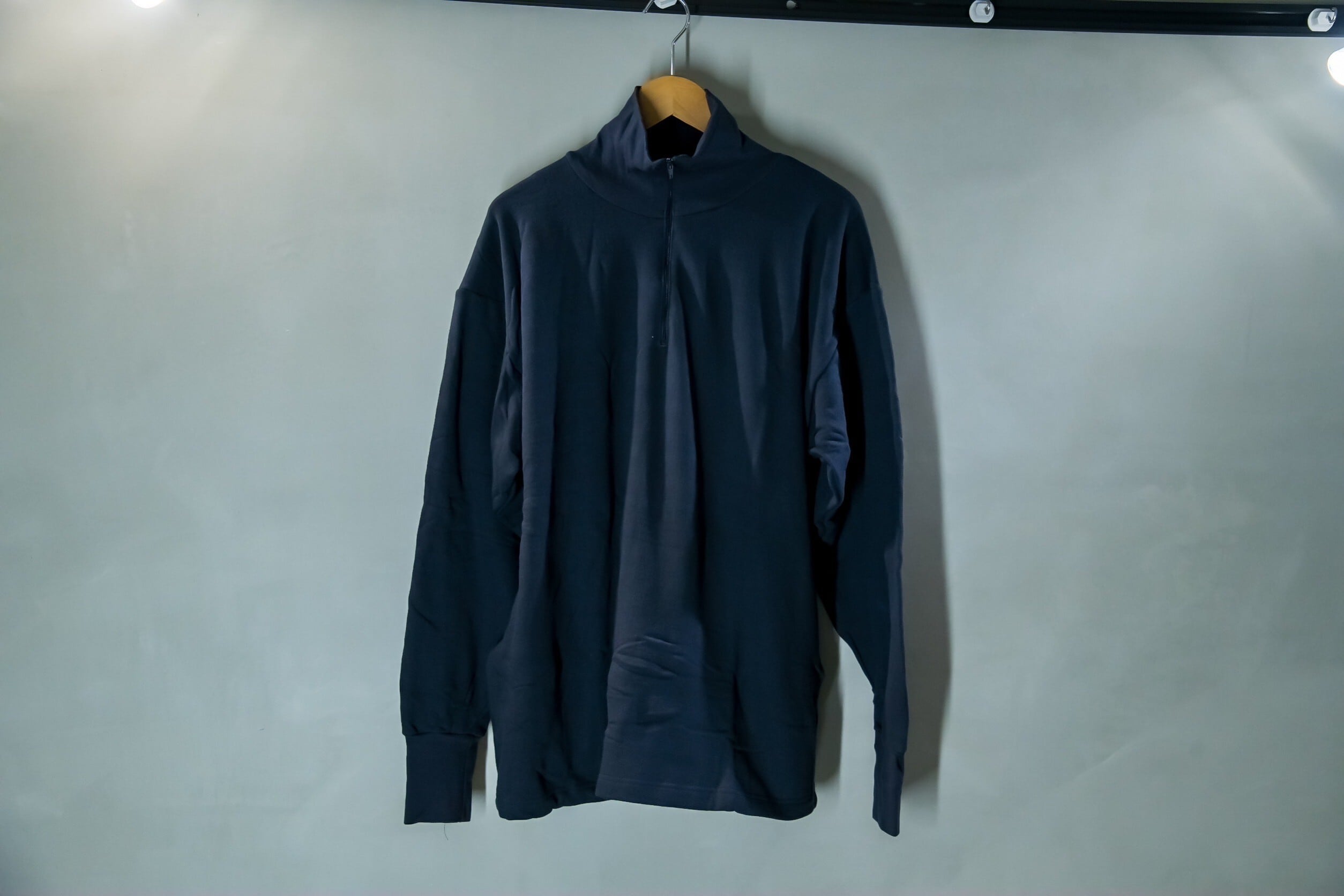 SHINYA KOZUKA×JOHN SMEDLEY モックネックニット | NOUVEL des HIOC