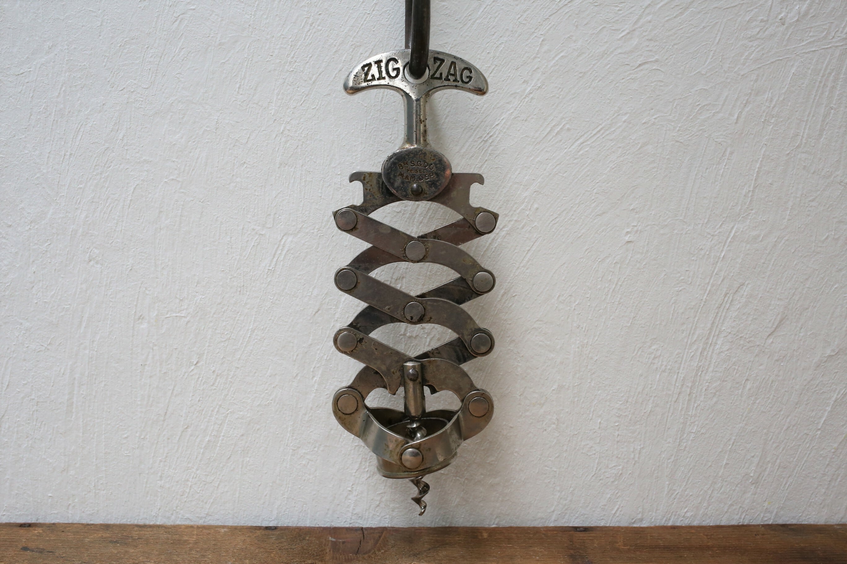 フランス アンティーク ヴィンテージ ワインオープナー ZIGZAG コンセルチーナ型