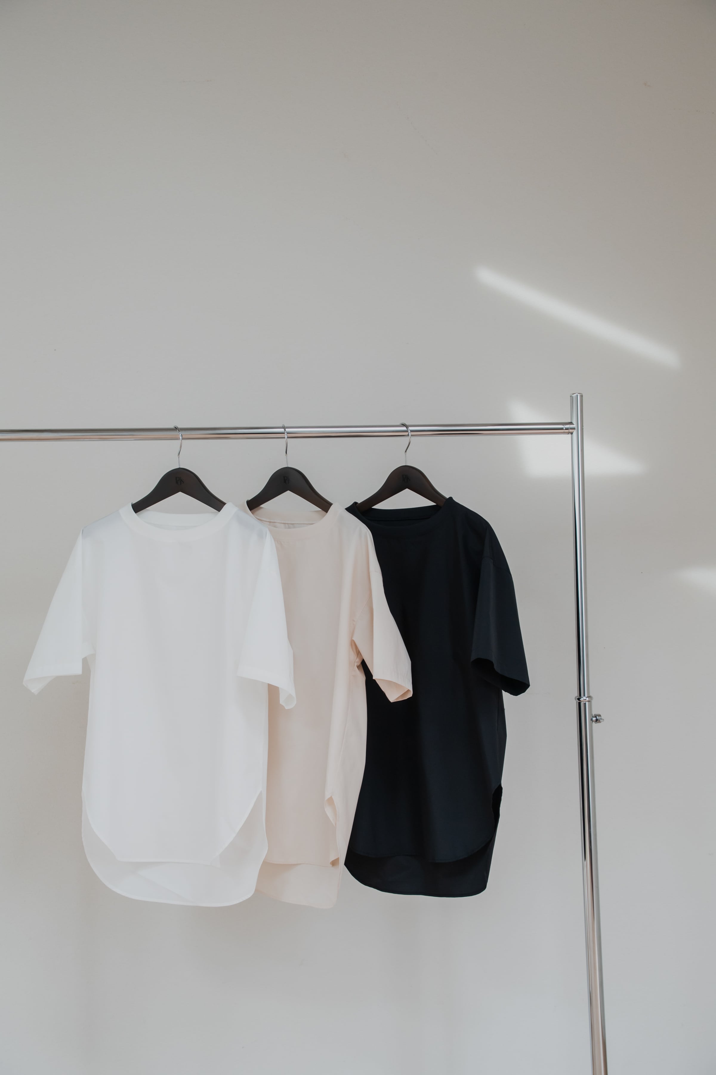 【Pois】新品 Splash setup tops ホワイト　Mサイズ pois