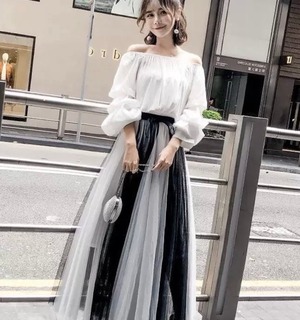 チュールスカート ロングスカート 送料無料 シック マキシ丈 レース フレアスカート バイカラー レディース レトロ 大人可愛い かわいい きれいめ 大人女子 エレガント 春 秋 ガーリー フェミニン 10代 20代 大人 学生 韓国系 お出かけ 外出 きれいめカジュアル 着回し ファッション デート コーディネート 重ね着 休日 特別な日 お祝い 記念日 メンズウケ カジュアル 普段着 春コーデ 秋コーデ 韓国 おしゃれ シンプル スタイル ゆったり 細見せ 韓国ファッション 30代 ママコーデ