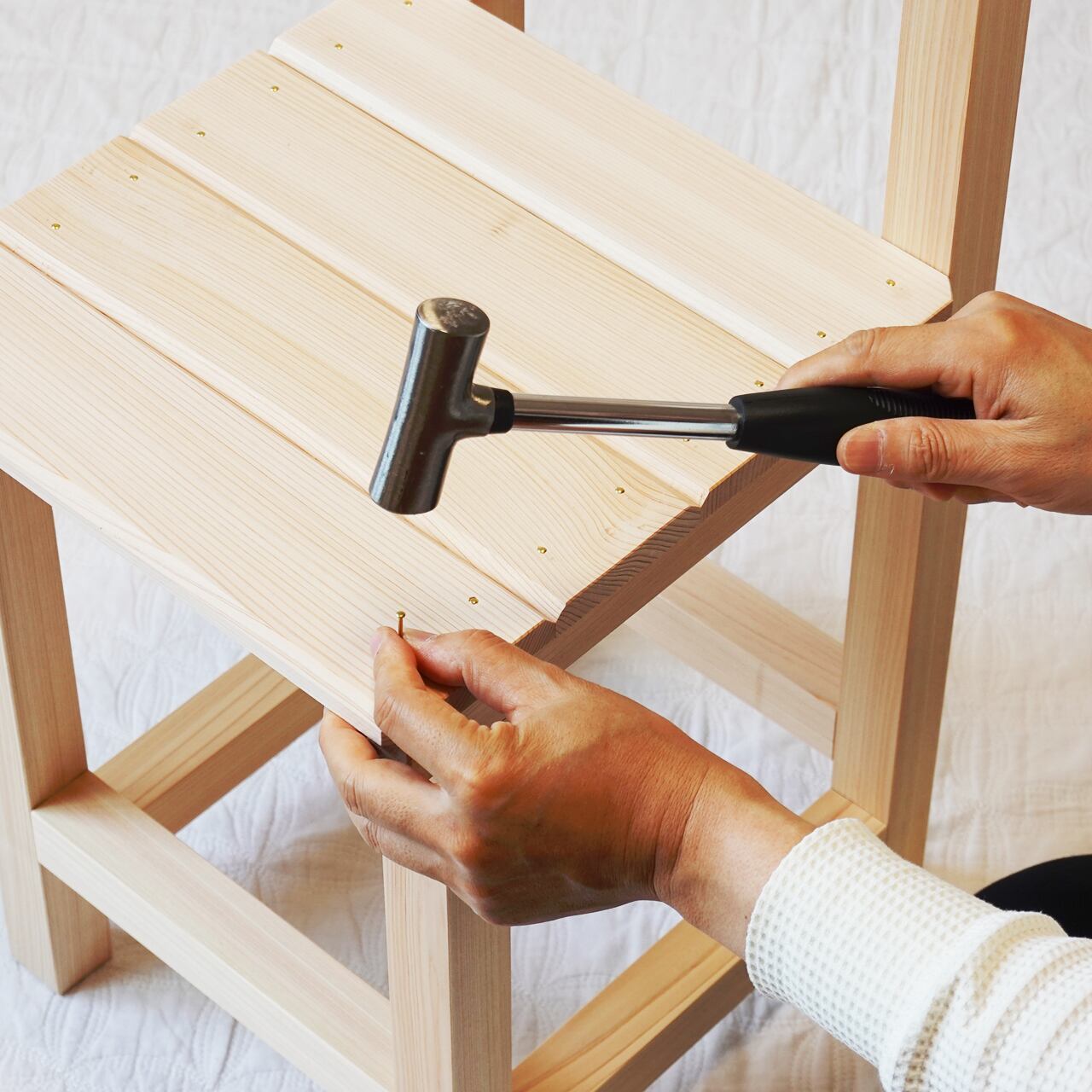 森の学校チェア・キット【高島市産ひのきタイプ】 | あすの森づくりの家具