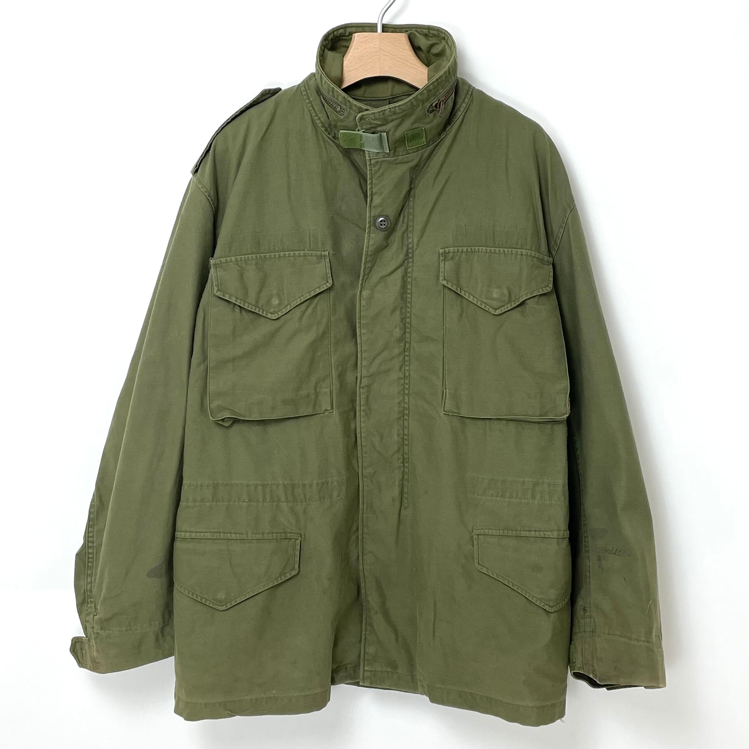 アメリカ軍 OD M-65 フィールドジャケット 3rdモデル M/Rサイズ アメリカ軍 OD M-65 フィールドジャケット 3rdモデル M/Rサイズ