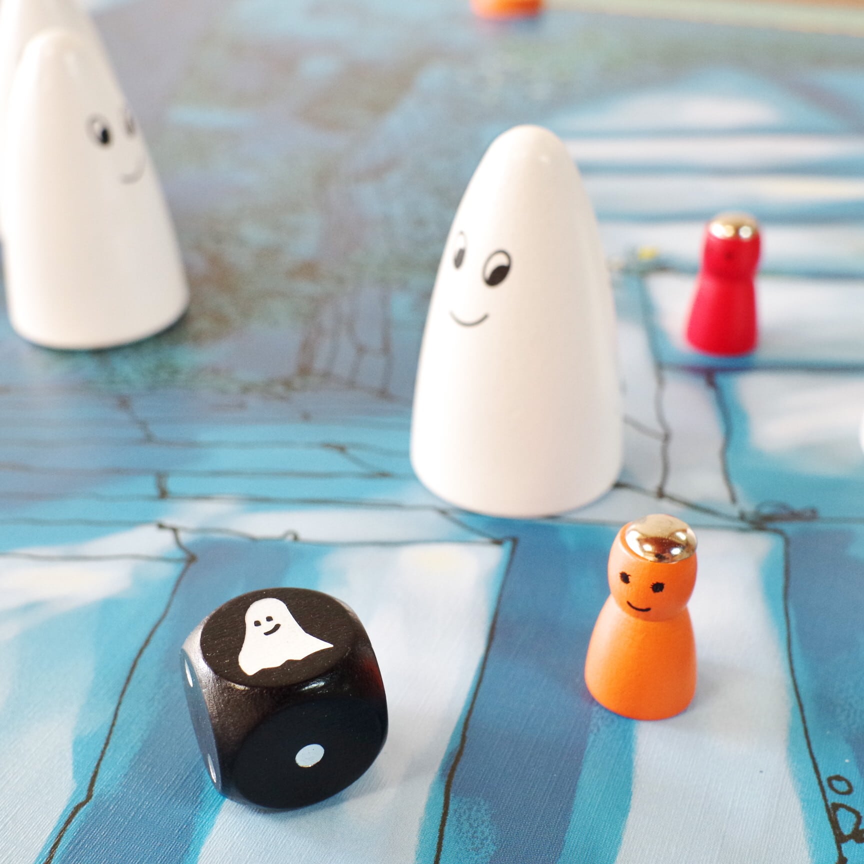 ドライマギア オバケだぞ～（階段のうえのおばけ） | 木のおもちゃ専門