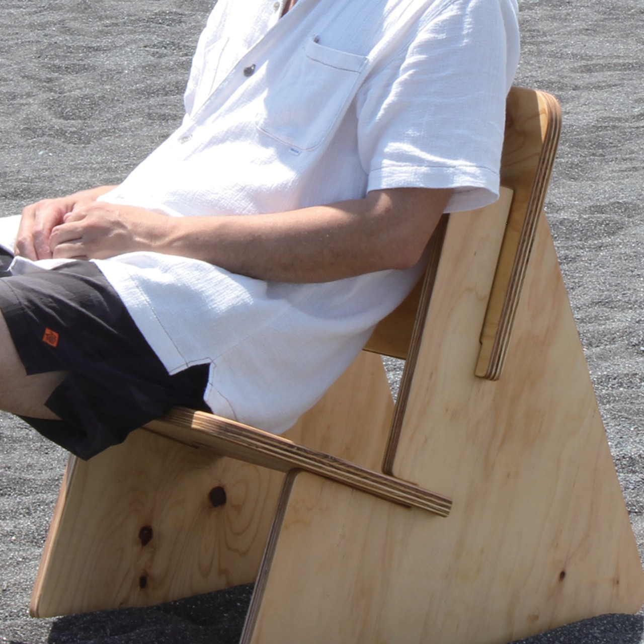 L.R.C (low rocking chair) / ローロッキングチェア