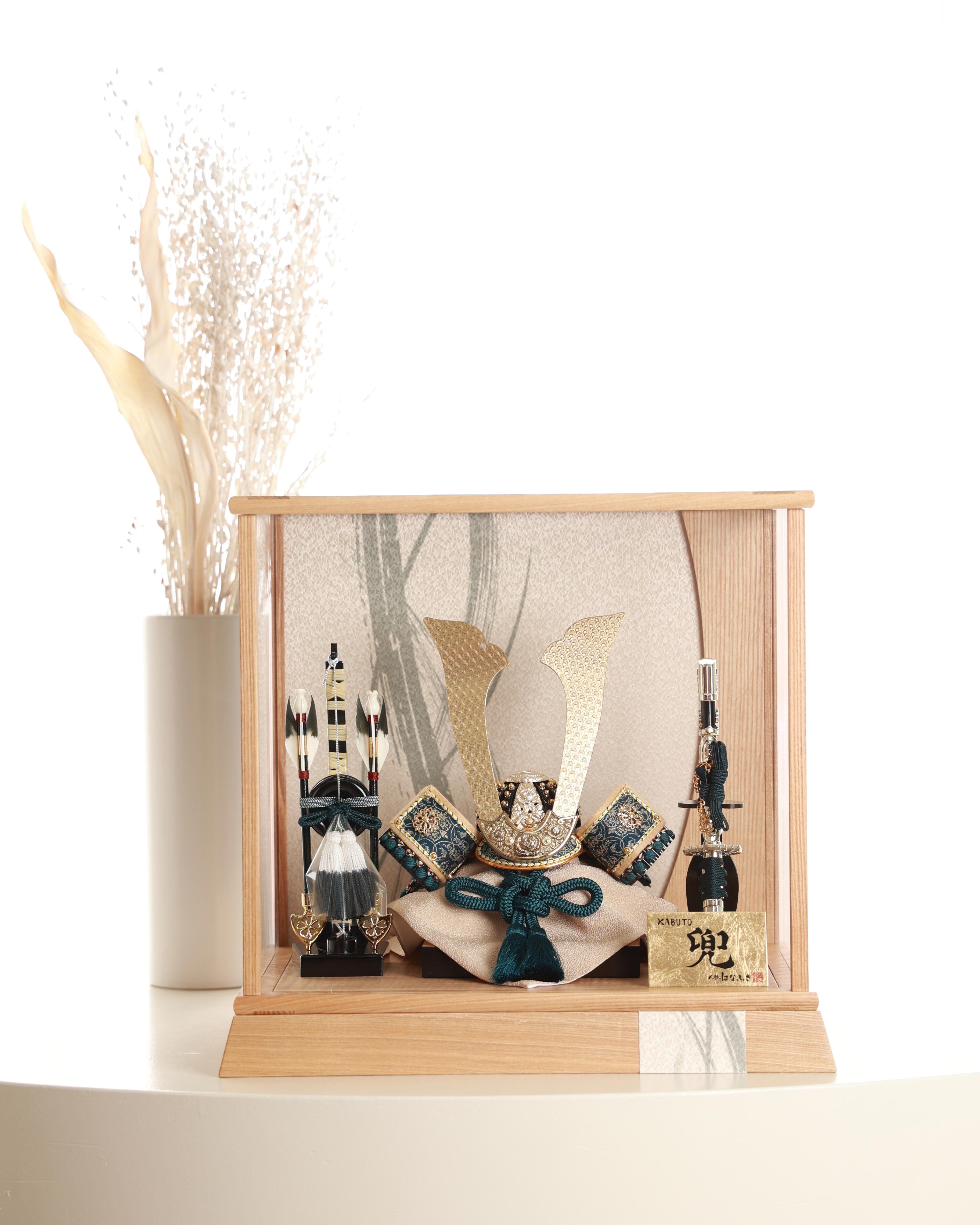 【数量限定】五月人形|亜麻色縅満天金星兜(鉄紺)|小型ケース|日米首脳会談お土産シリーズ|