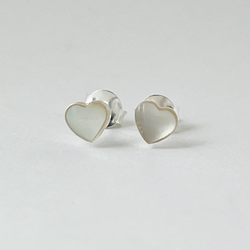 白蝶貝 / アバロン small heart スタッドピアス 小さめピアス プチピアス Small