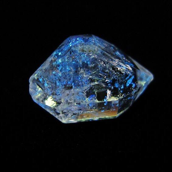 オイルインクォーツ 原石 石油入り 一点物 171-6395