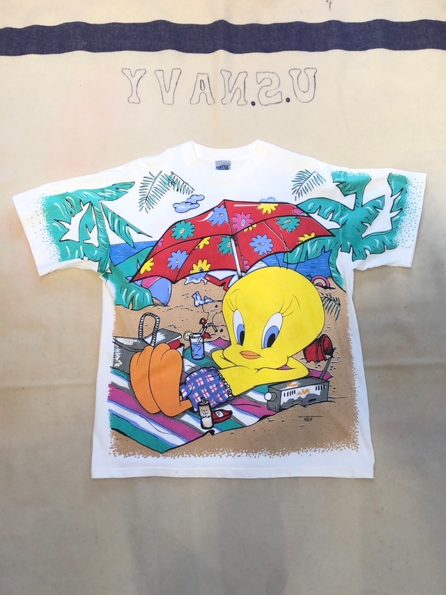 90's Looney Tunes "Tweety Bird" Printed T-shirt