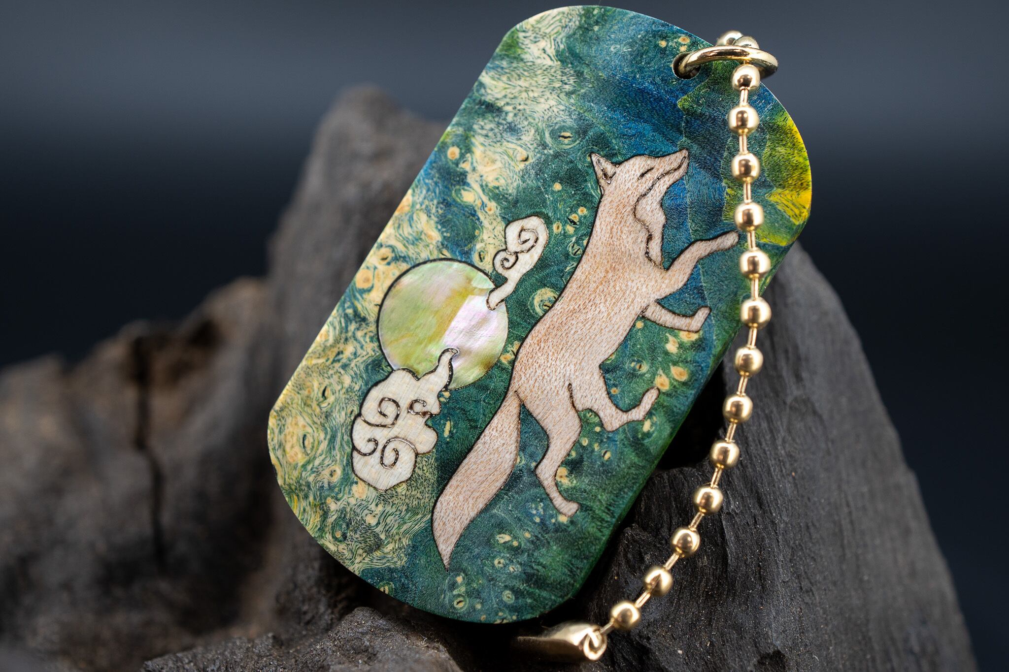 【カナダの象徴】ハードメープル スタビライズウッド ドッグタグ 象嵌 十五夜きつね