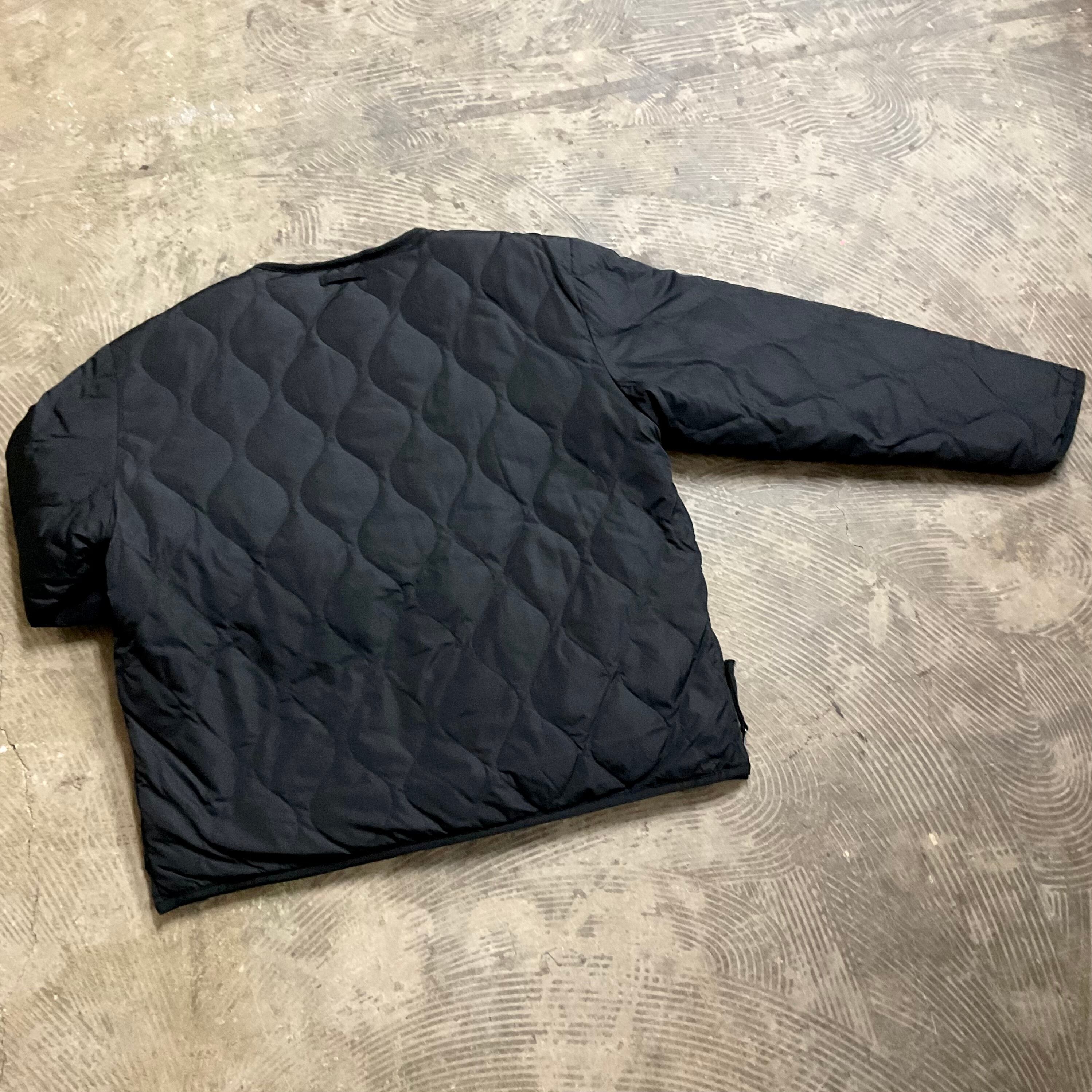 TAION】MILITARY REVERSIBLE CREW NECK DOWN JACKET カラー：ブラック