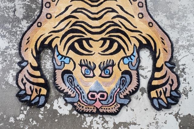 Tibetan Tiger Rug 《Sサイズ•シルク・シャンパンゴールド121》チベタンタイガーラグ