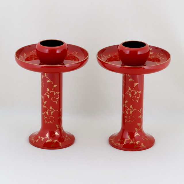 1755-1  輪島塗　献茶器／朱塗／唐草蒔絵五七桐紋付／二客揃え