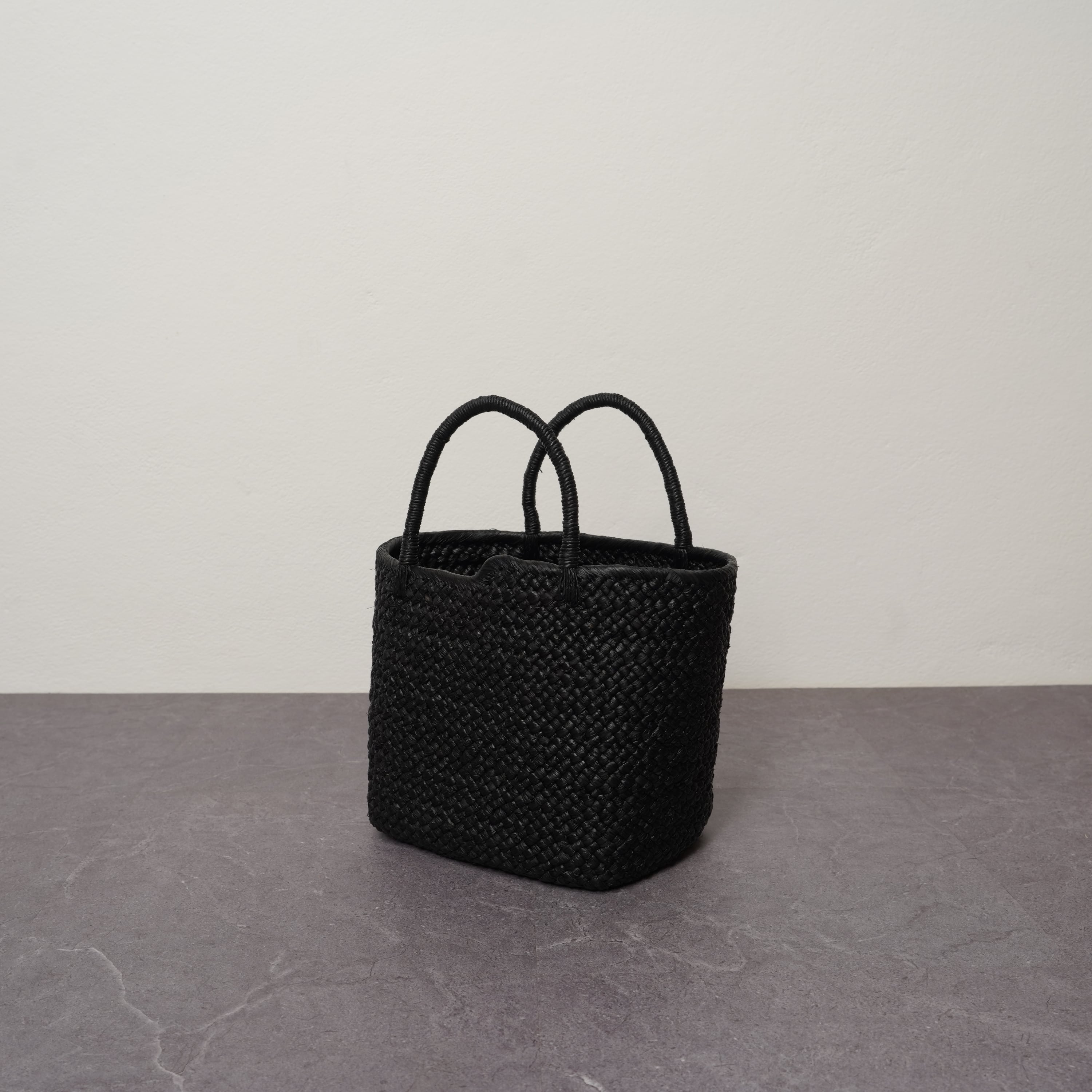 Marche bag (S) - Black | AMPIANA