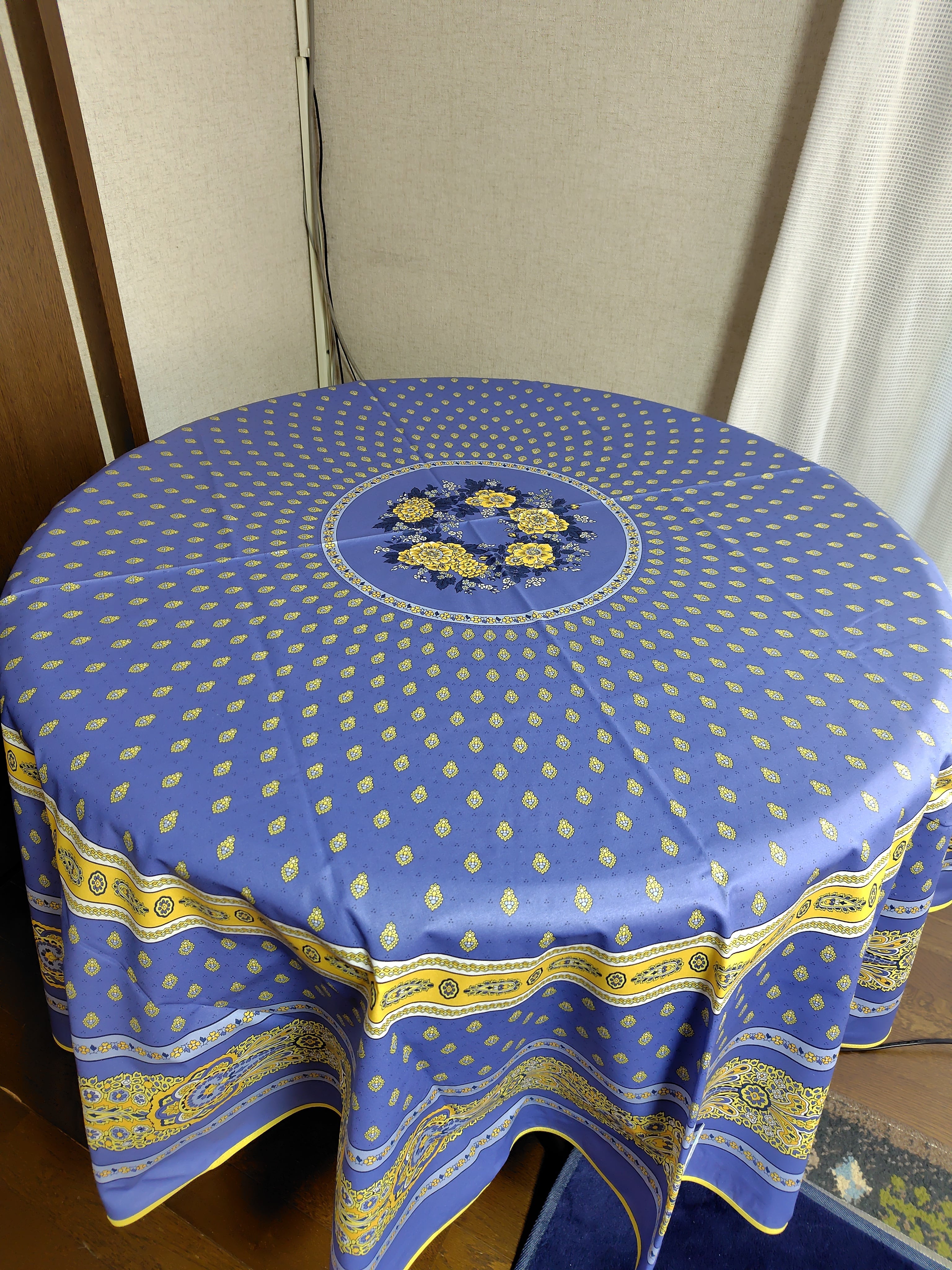 南仏プロバンスのテーブルクロス ファビウス