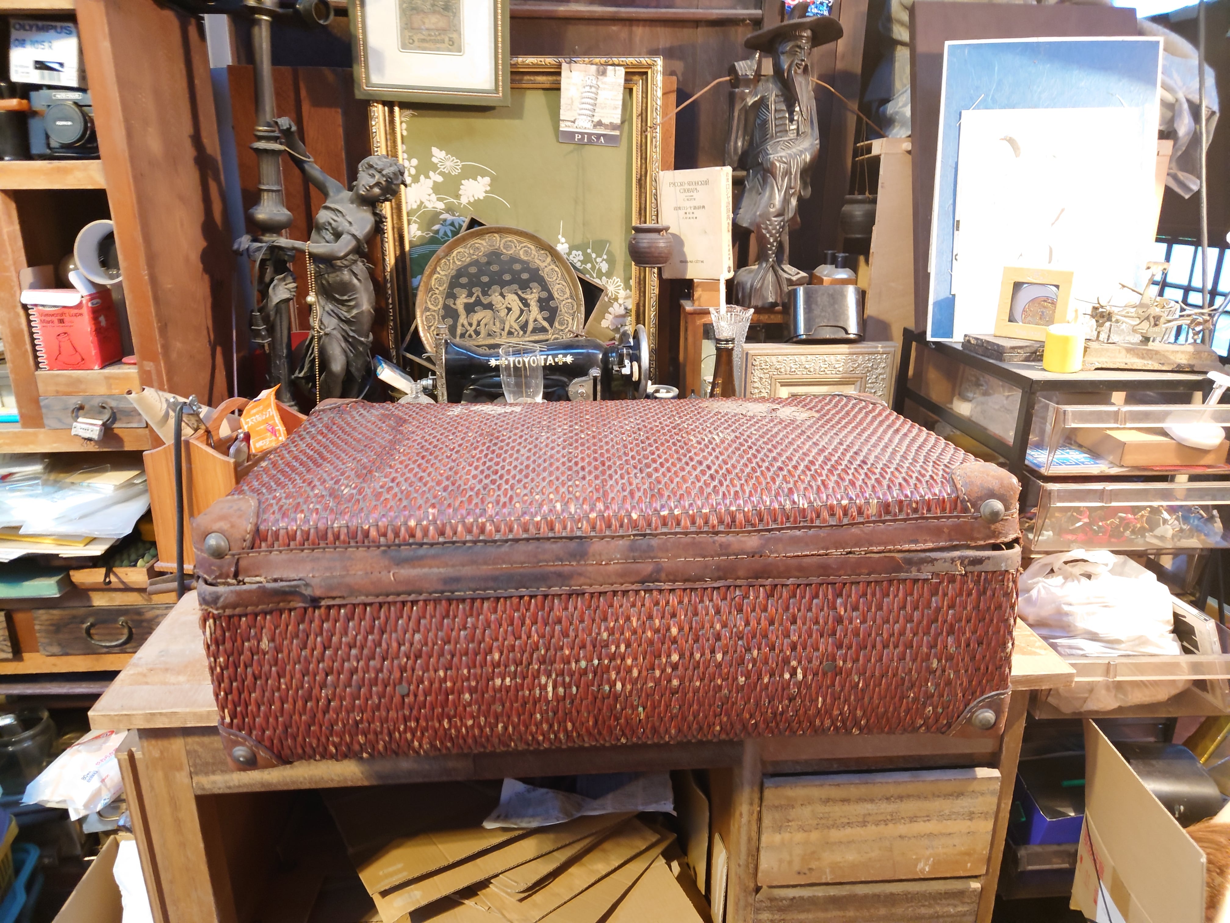 送料込み】【レトロ】柳行李のトランク 旅行鞄 大型トランク