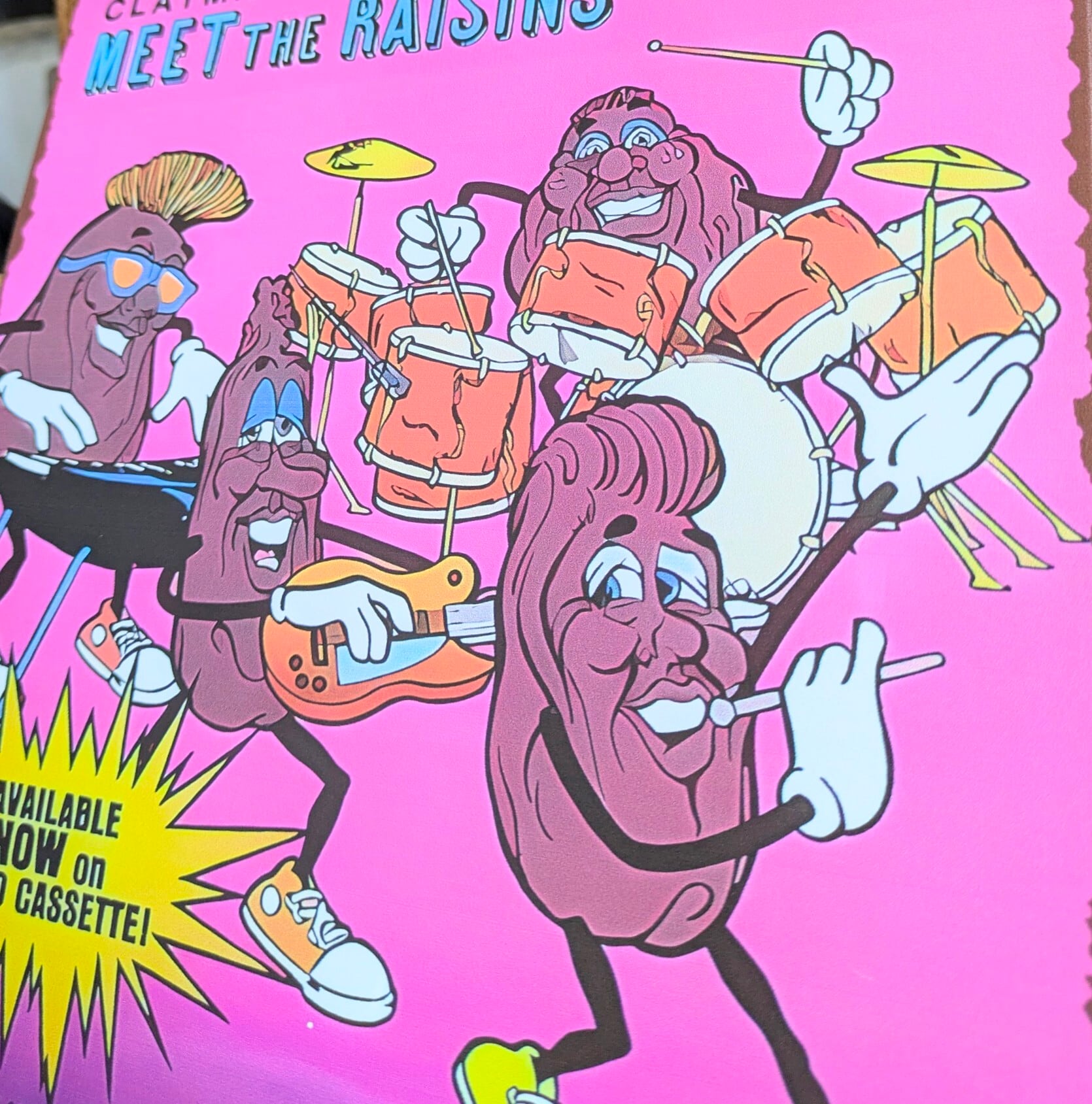 送料無料!ちょうどいいブリキ看板 【 カリフォルニアレーズン 】METAL SIGN / メタルサイン / ブリキ看板 / サインボード / ビンテージ加工〚アメリカン雑貨 アメトイ〛