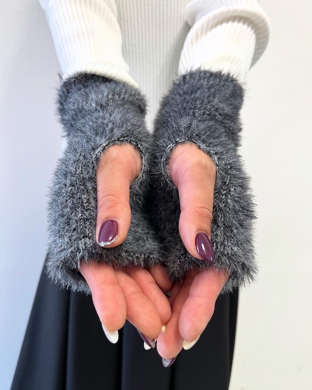 ロージー  Rosiee シャギー切替フィンガーリブニット