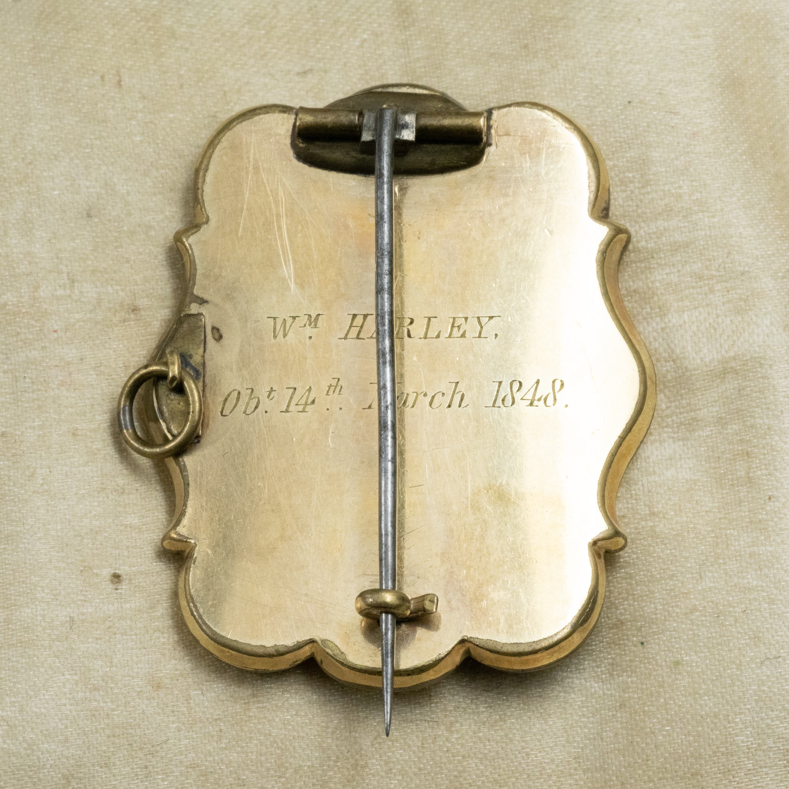 アンティーク モーニングジュエリー ブローチ イギリス イギリス アンティーク ジェット ブローチ 5種類〜漆黒の輝きが