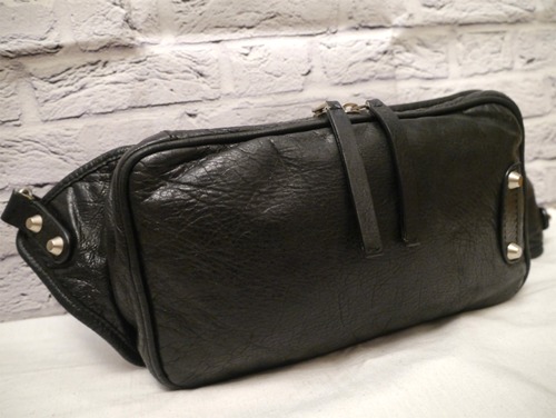 美品◆BALENCIAGA バレンシアガ CLASSIC LIFT クラシック リフト クロスボディ レザー ボディ バッグ 黒◆ 普段使いにも便利なレアモデル♪