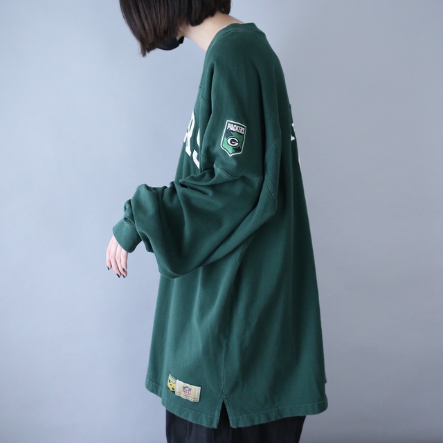 "NFL" green bay packers XXL over silhouette l/s tee