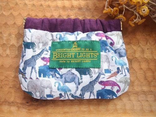 電磁波防護バネポーチM【Queue for the Zoo】