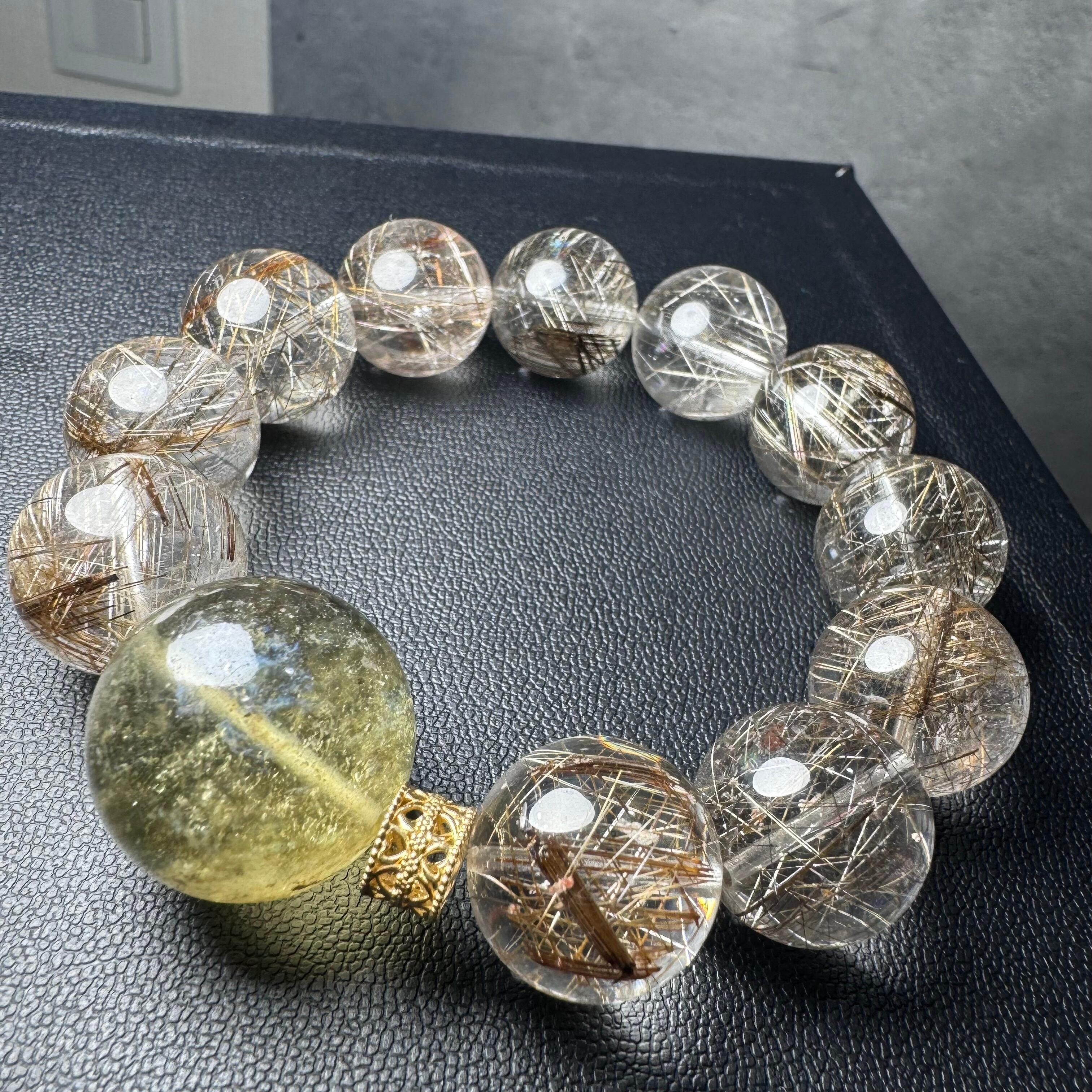 ブルーライン リビアングラスとシルバールチル