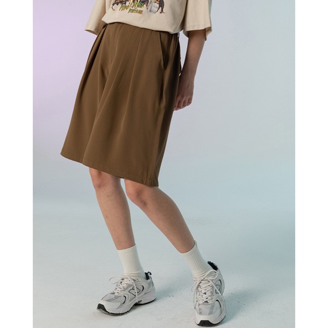 simple tuck half pants　シンプルタックハーフパンツ　J0679