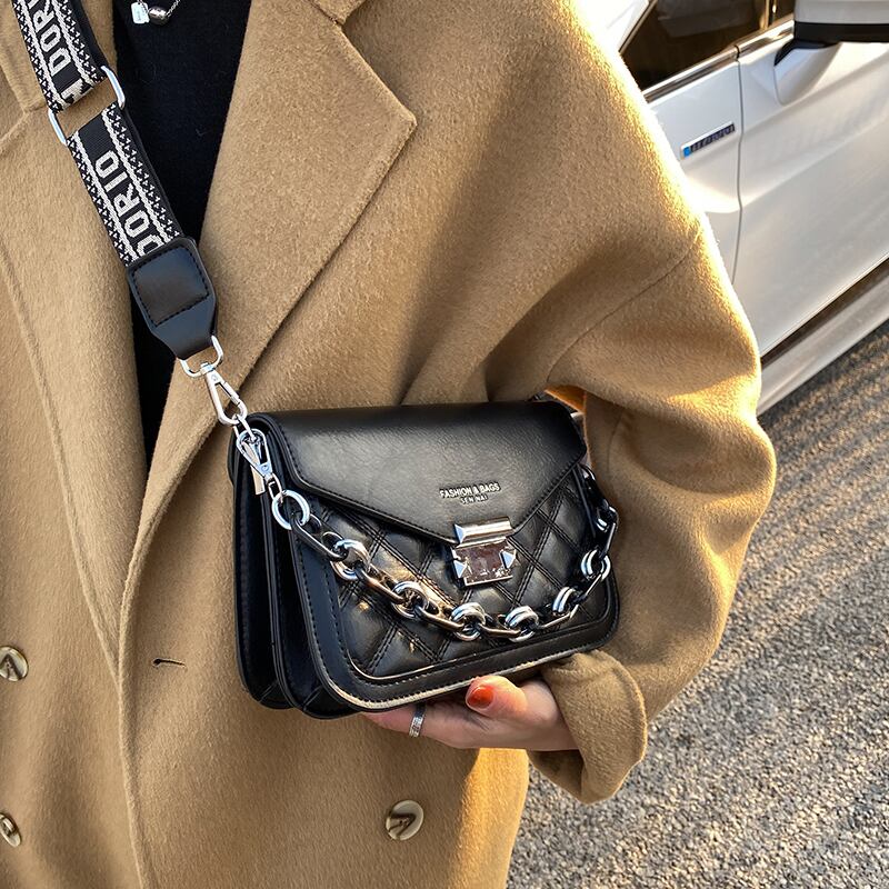 スプリングサマーチェーン シングル 春物 夏物 メッセンジャーバッグ Tiancai_Wing_Bag68466572406