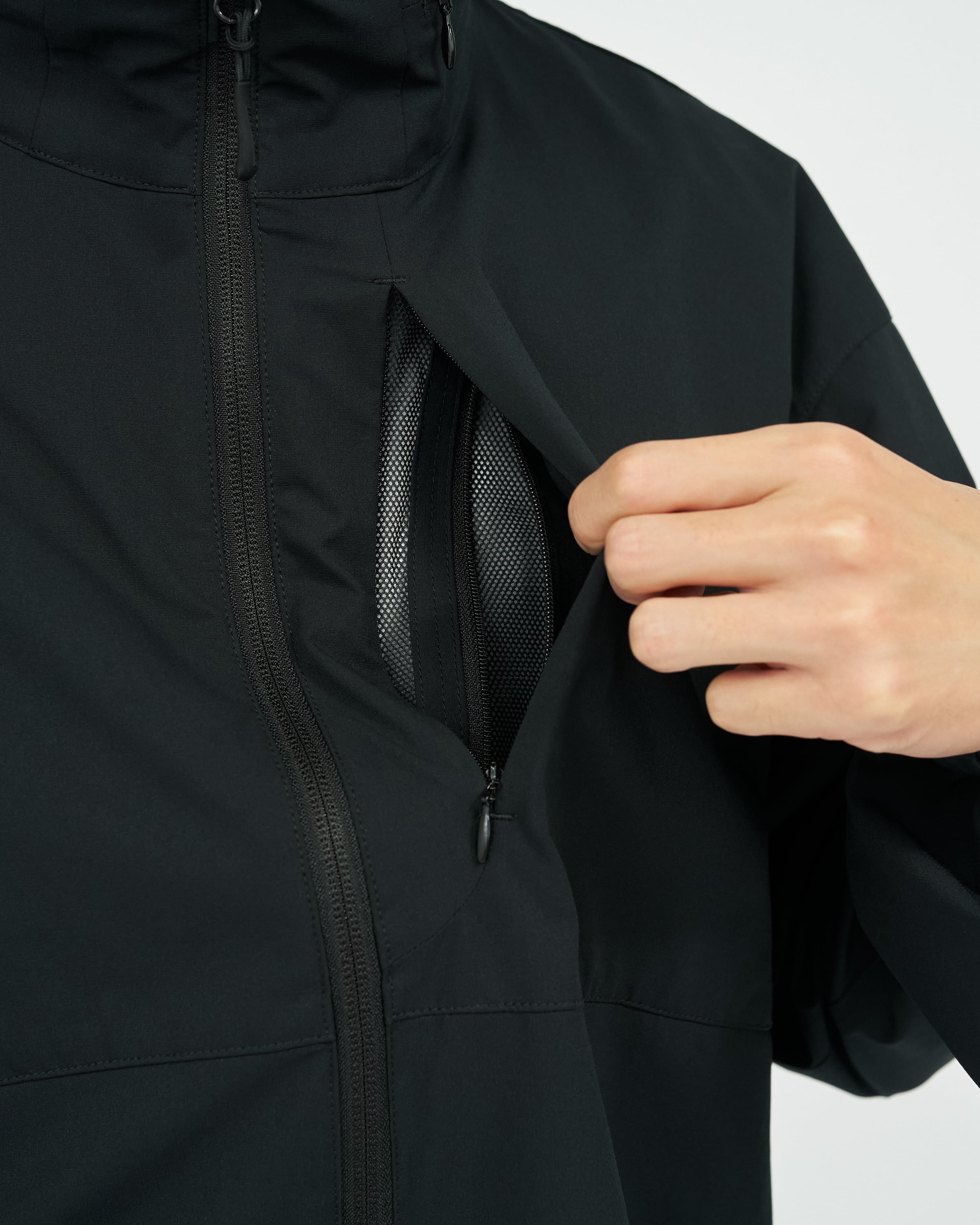 FreshService｜MOTION LAYER TRACK BLOUSON | 眠家オンラインストア