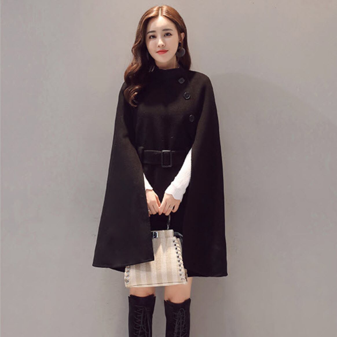 アウター レディース コート ポンチョ スタンドカラー ワイド Aライン かわいい 大人可愛い きれいめ シンプル カジュアル 大人 上品 おしゃれ お洒落 かっこいい レトロ 大人女子 こなれ感 ラフ ラブリー キュート ガーリー エレガント 主役級 存在感 フォーマル 抜け感 無地 春 秋 冬 バレンタイン 20代 30代 40代 50代 デート お出かけ 女子会 休日 着回し 普段使い 韓国 韓国系 送料無料 ファッション コーデ スタイル 楽ちん モテ 定番 プチプラ トレンド 流行