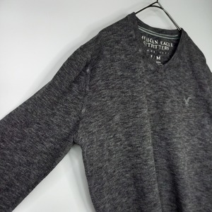 アメリカンイーグル　Vネック　コットンニット　セーター　薄手　刺繍ロゴ　無地　グレー　M