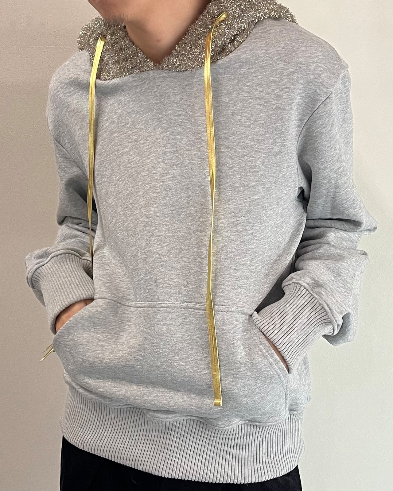 【26/AW Oscar Ouyang】Grey/Golden knit sparkly sleeping hat hoodie
