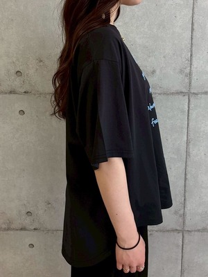 ロージー  Rosiee 手書きロゴ刺繍Tシャツ