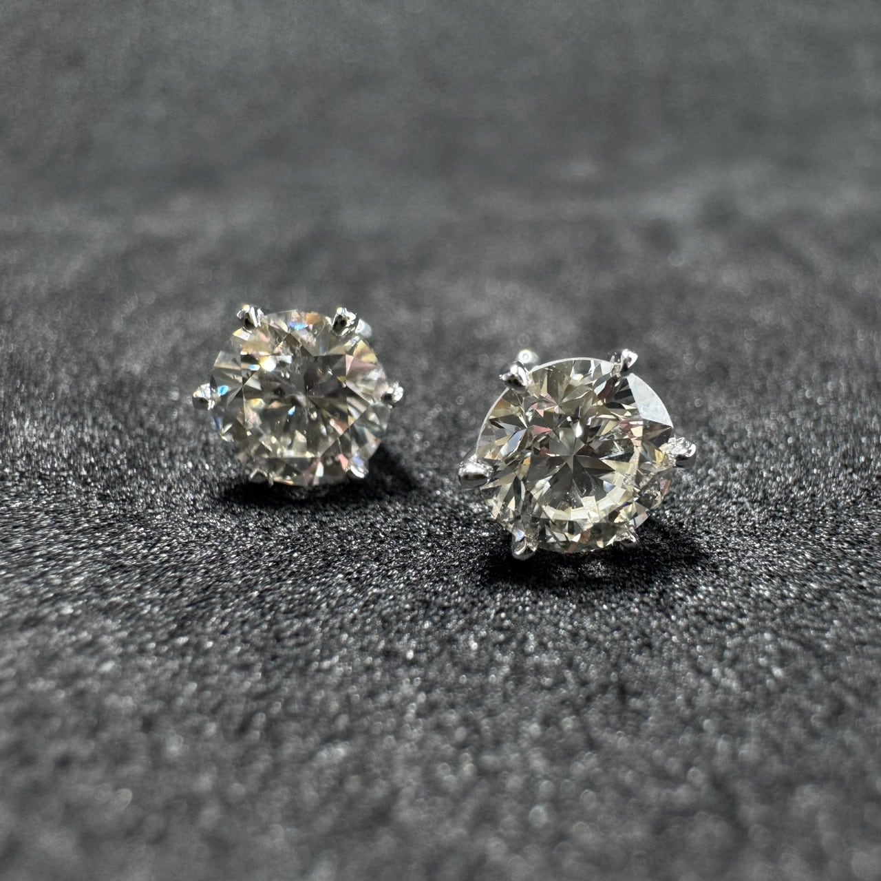 鑑別書付】Pt900 1.22ct 一粒 ダイヤモンド ピアス 大粒 鑑別書付】Pt900 1.22ct 一粒 ダイヤモンド ピアス 大粒
