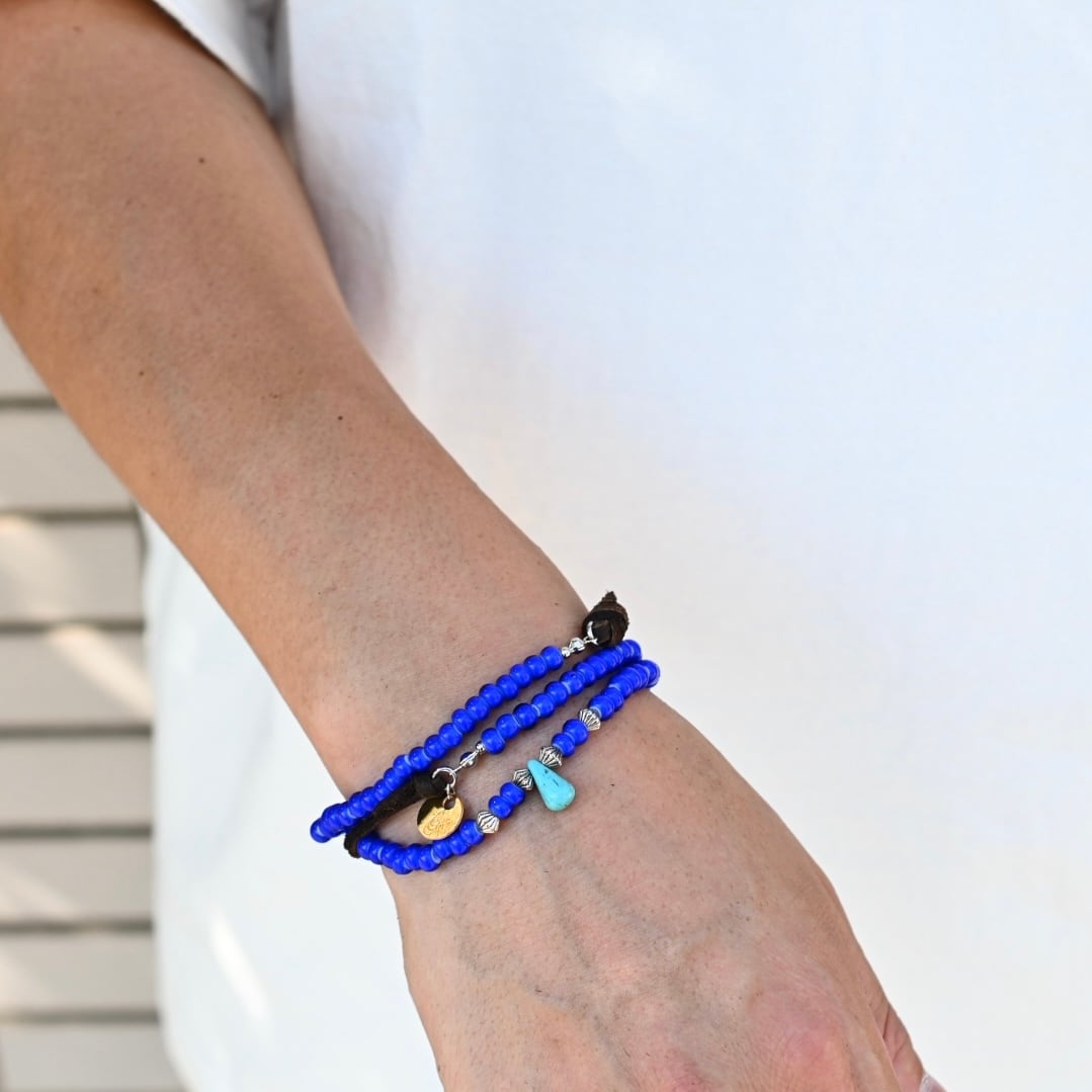 BW White Hearts Necklace&Bracelet /BLUE | Button Works Store