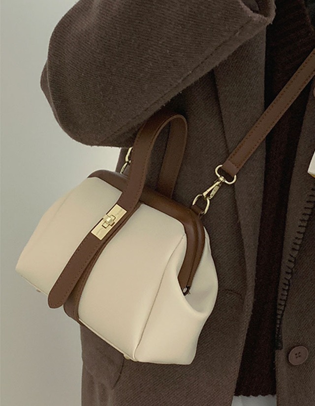 ホワイトリッチバッグ