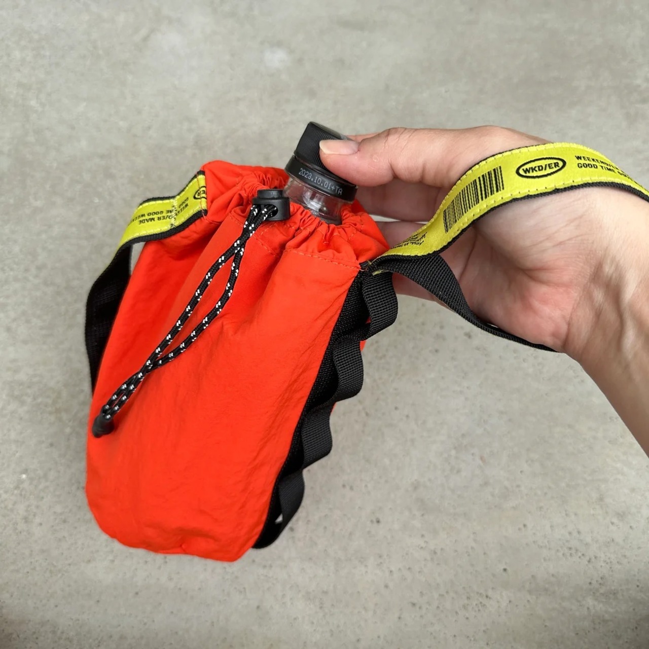 [WEEKEND(ER)] PLASTIC BOTTOLE HOLDER/フォレスト/ボトルホルダー/1L/スポーツ/ジム