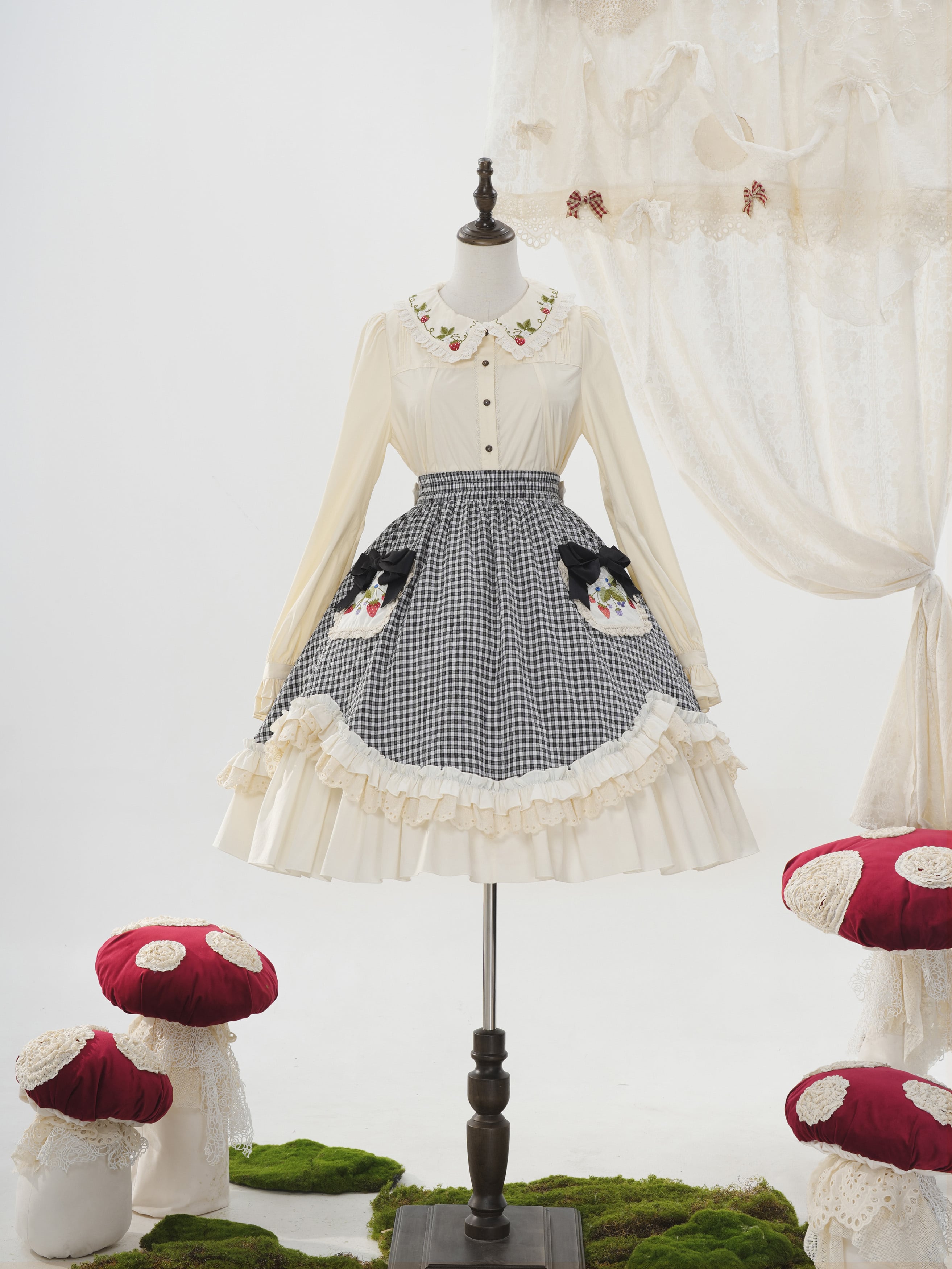 ストロベリー・リボンブーケ いちごアップリケスカート | HoshibakoWorks