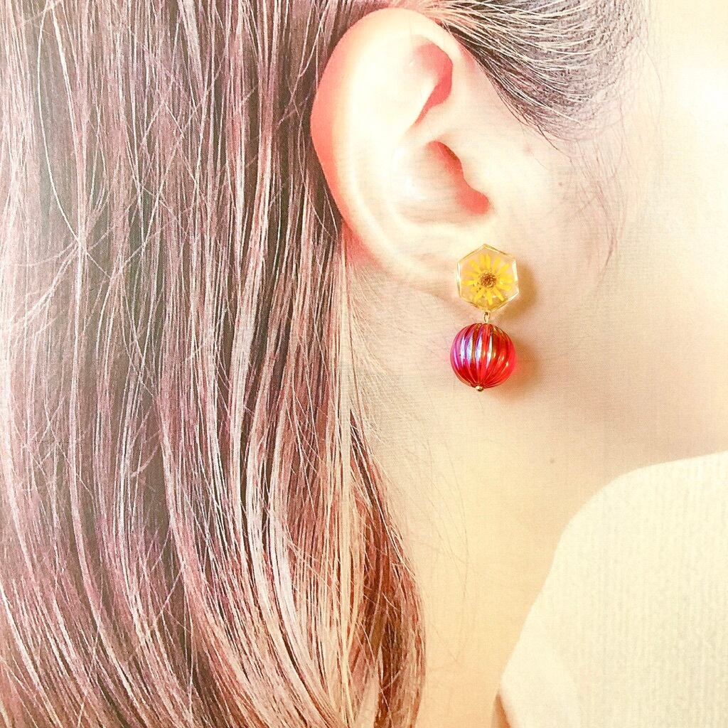 vintage   pink pop  （ daisy ）  ピアス